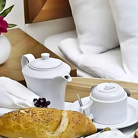 Tugcu Select Hotel 4*
